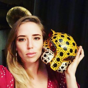 Meet your Posher, Isabel